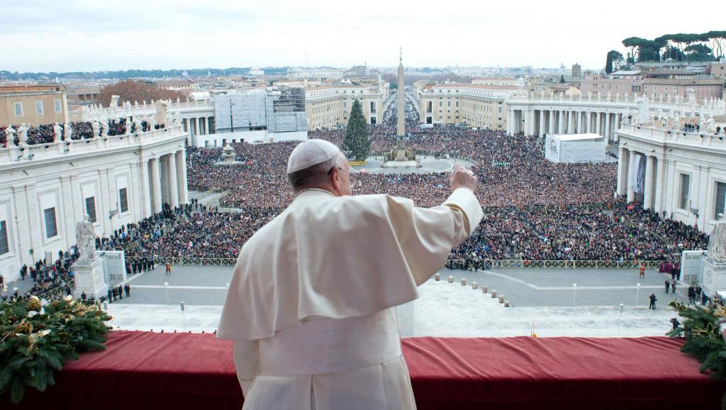 pape francois foule